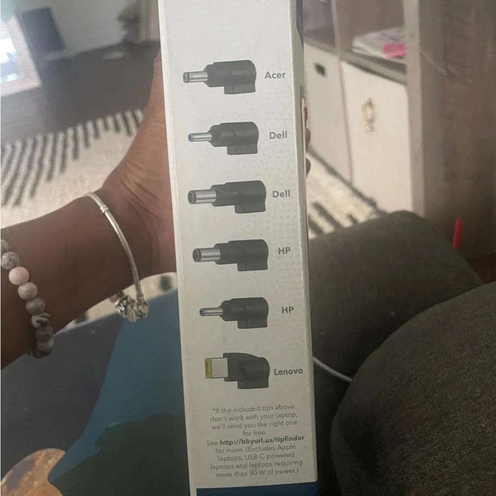 Insignia 90 Watt Universal Laptop Chromebooks Ultrabooks Compatible Charger